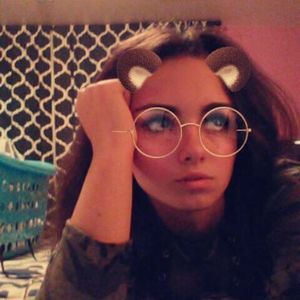 Meet your Posher, Aurora